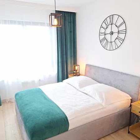 Apartment Loft 24 - Prywatny Parking Nawet Na Samochody Dostawcze, F-ra Vat Szczecin
